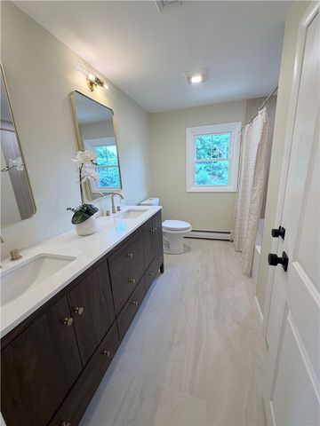 165 Merry Mount Drive, Warwick, RI 02888