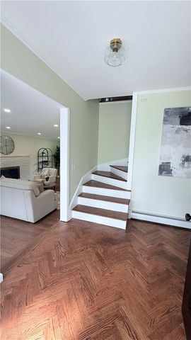 165 Merry Mount Drive, Warwick, RI 02888