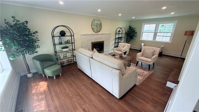 165 Merry Mount Drive, Warwick, RI 02888
