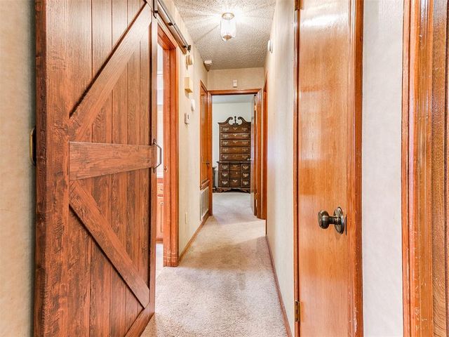 5725 N Rhode Island Avenue, Oklahoma City, OK 73111