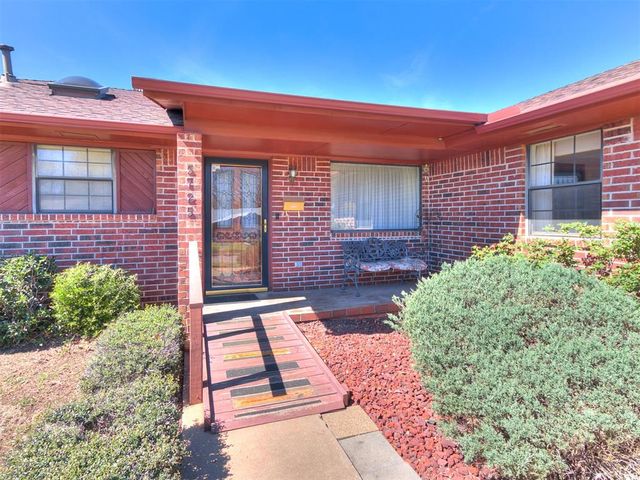 5725 N Rhode Island Avenue, Oklahoma City, OK 73111