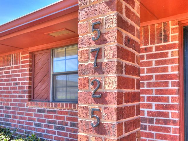 5725 N Rhode Island Avenue, Oklahoma City, OK 73111