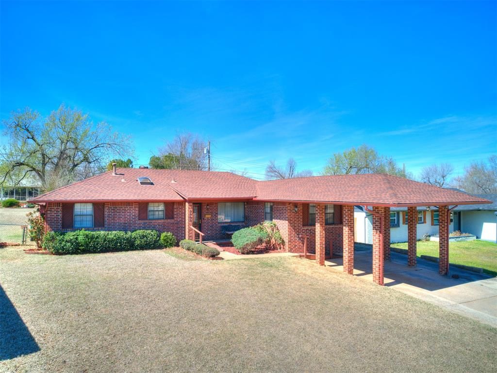 5725 N Rhode Island Avenue, Oklahoma City, OK 73111