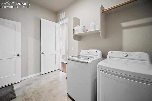 6427 Loaderman Drive, Colorado Springs, CO 80924