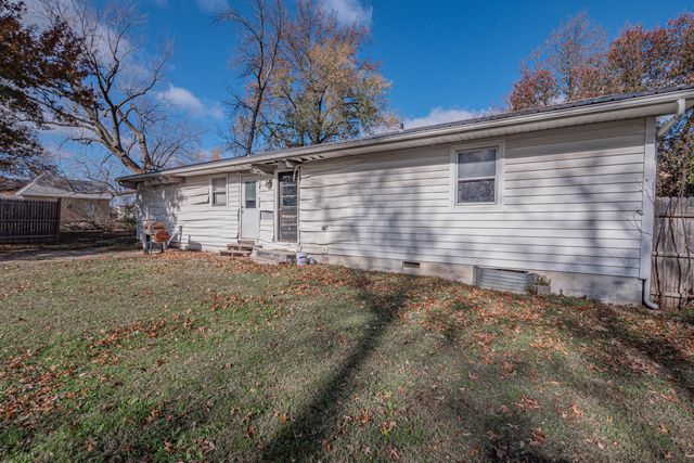 508 CHANDLER ST, Moberly, MO 65270