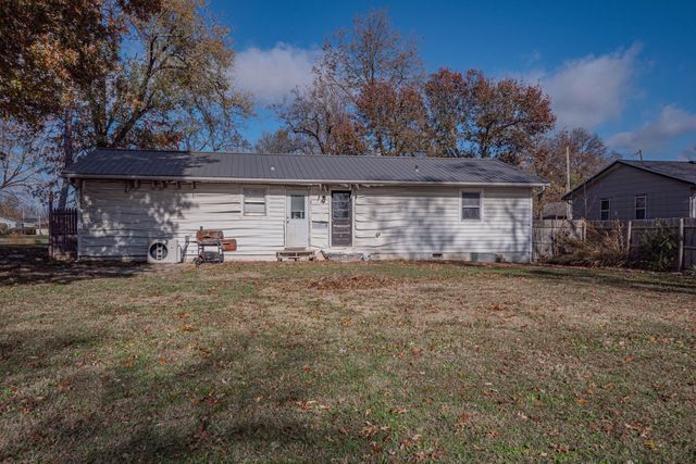 508 CHANDLER ST, Moberly, MO 65270