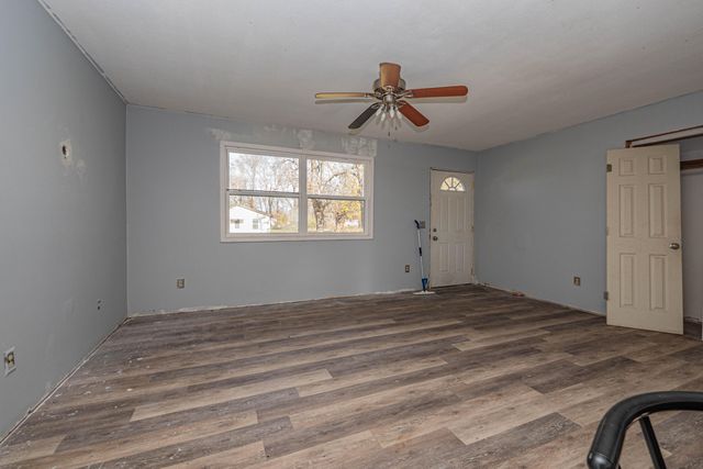 508 CHANDLER ST, Moberly, MO 65270