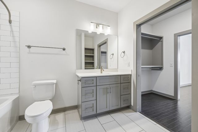 1638 54th Ave N Apt 202, Nashville, TN 37209