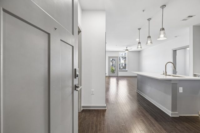 1638 54th Ave N Apt 202, Nashville, TN 37209