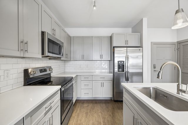1638 54th Ave N Apt 202, Nashville, TN 37209
