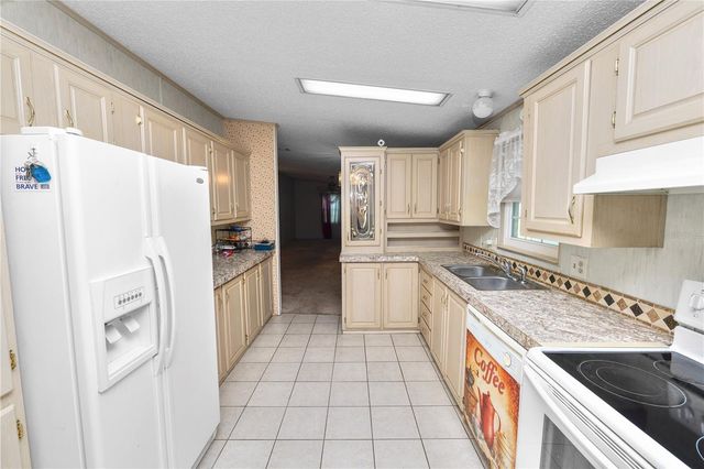 3562 LAZY LAKE DRIVE N, Lakeland, FL 33801