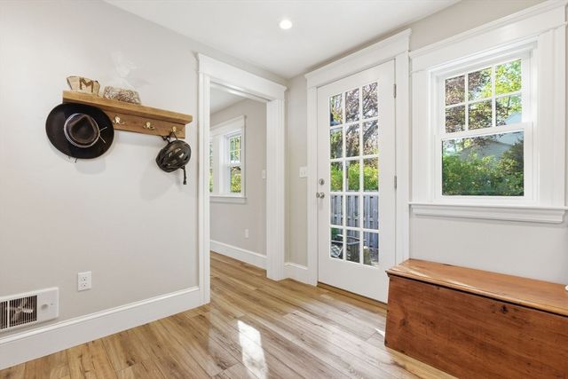 120 Summer Ave, Reading, MA 01867