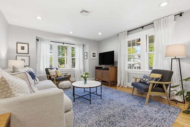 120 Summer Ave, Reading, MA 01867