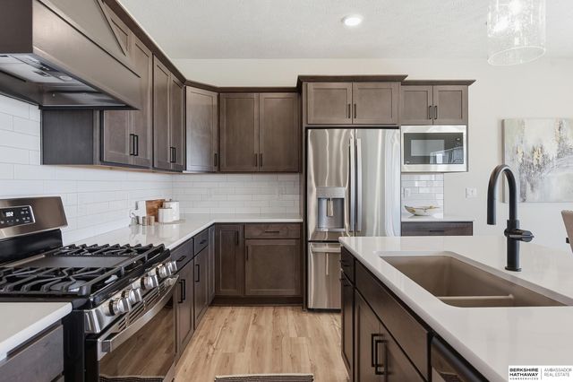 6328 N 208 Street, Elkhorn, NE 68022