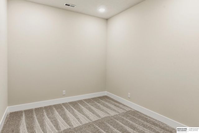 6328 N 208 Street, Elkhorn, NE 68022