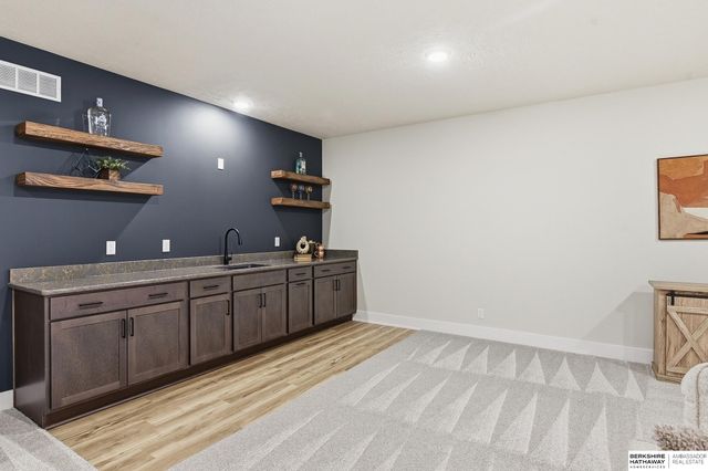 6328 N 208 Street, Elkhorn, NE 68022