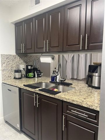 8710 SW 3rd Street 104, Pembroke Pines, FL 33025