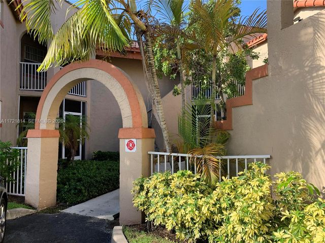 8710 SW 3rd Street 104, Pembroke Pines, FL 33025