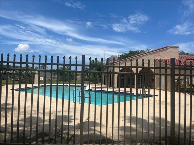 8710 SW 3rd Street 104, Pembroke Pines, FL 33025