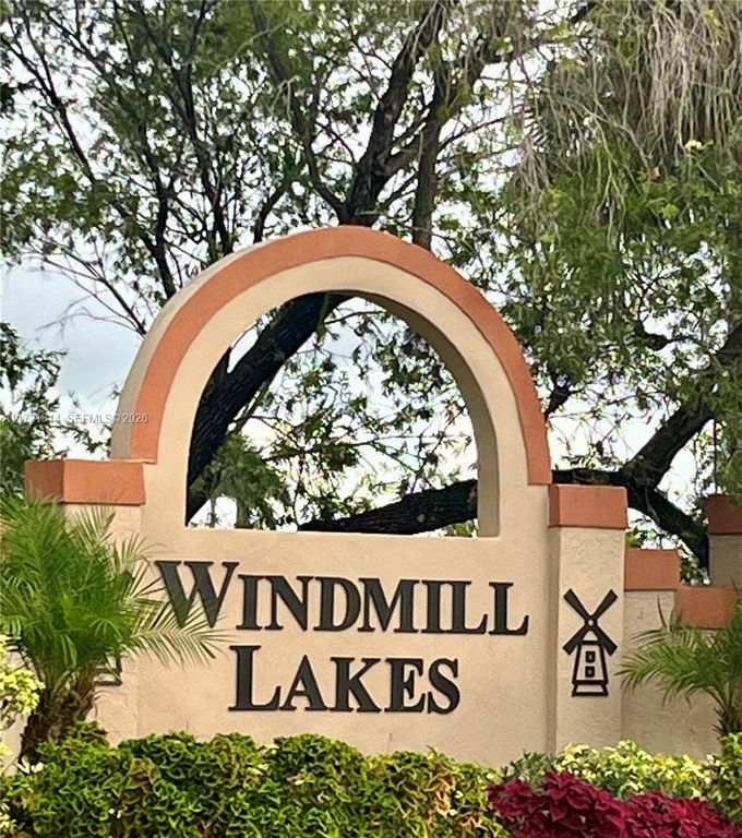 8710 SW 3rd Street 104, Pembroke Pines, FL 33025