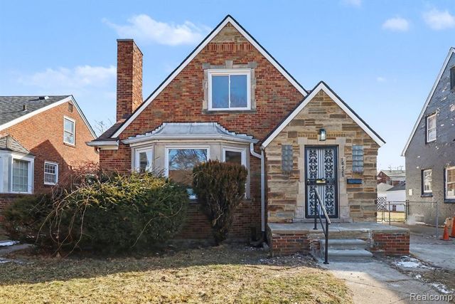 18428 Snowden Street, Detroit, MI 48235