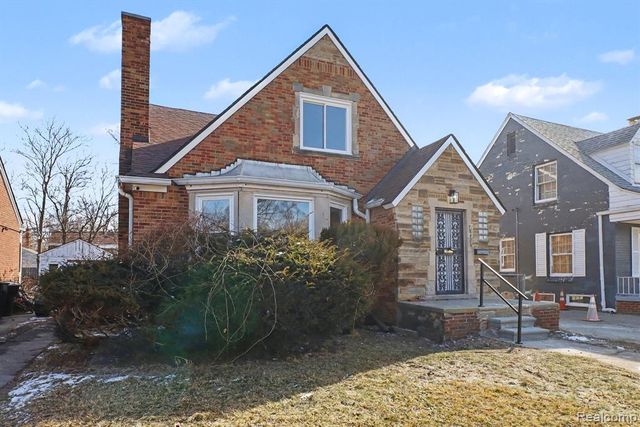 18428 Snowden Street, Detroit, MI 48235