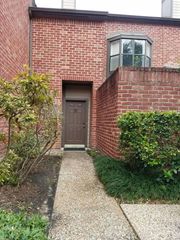 7447 Cambridge Street 106, Houston, TX 77054