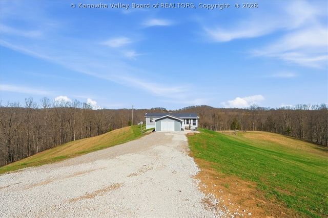 741 Masters Run Road, Leroy, WV 25252