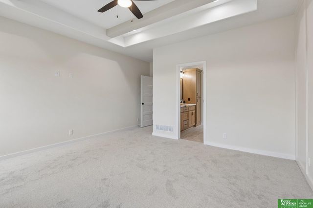 10709 S 219th Avenue, Gretna, NE 68028