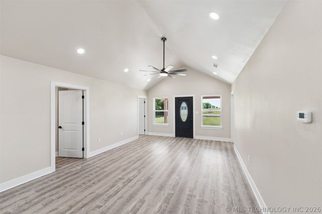 239 E 500 Road, Pryor, OK 74361