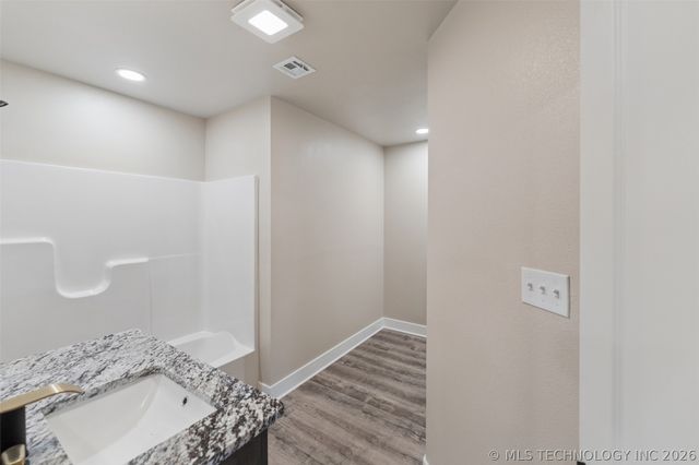 239 E 500 Road, Pryor, OK 74361