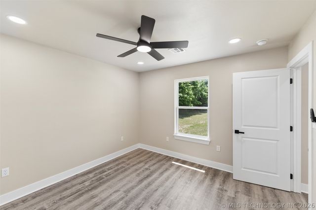 239 E 500 Road, Pryor, OK 74361
