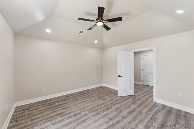239 E 500 Road, Pryor, OK 74361