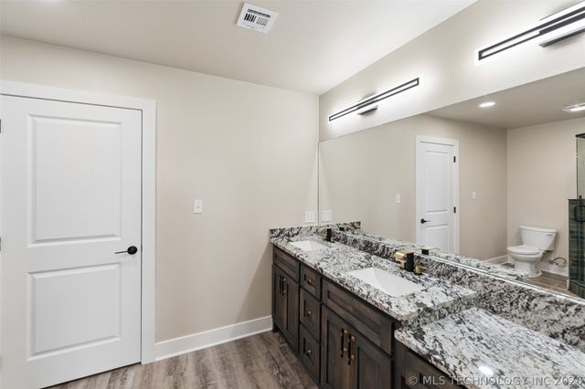 239 E 500 Road, Pryor, OK 74361