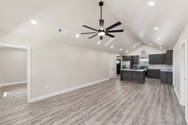 239 E 500 Road, Pryor, OK 74361