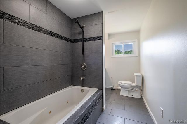 12238 Jennings Road, Linden, MI 48451