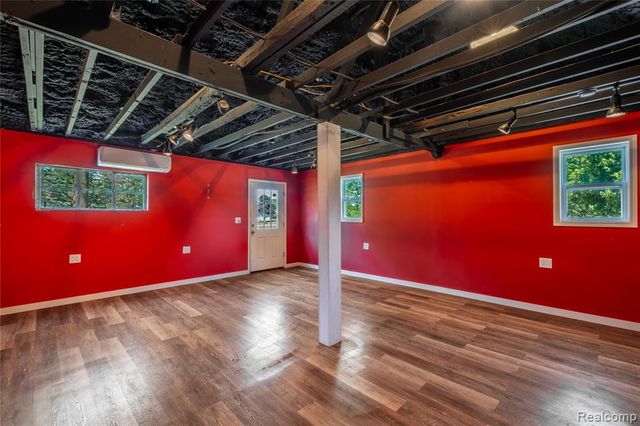 12238 Jennings Road, Linden, MI 48451