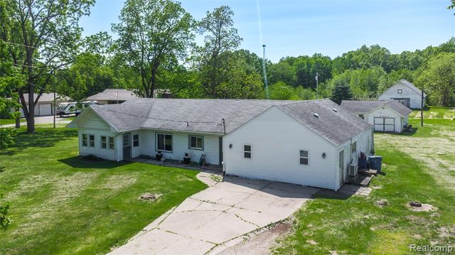 12238 Jennings Road, Linden, MI 48451
