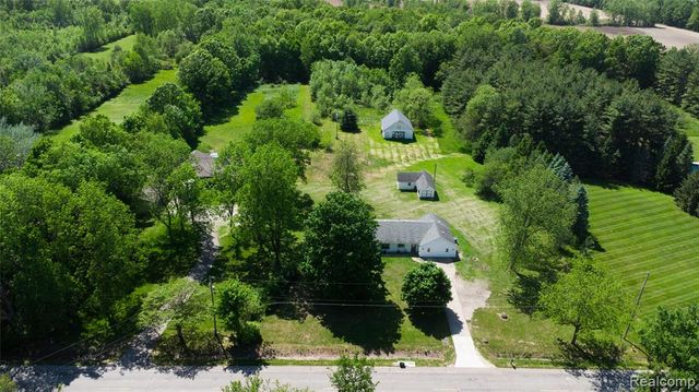 12238 Jennings Road, Linden, MI 48451