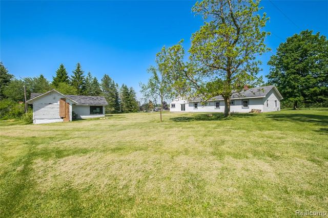 12238 Jennings Road, Linden, MI 48451