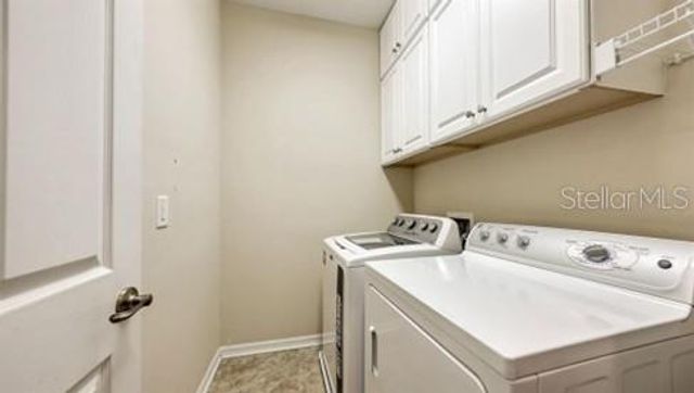 8128 VILLA GRANDE COURT, Sarasota, FL 34243