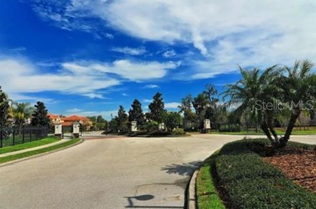 8128 VILLA GRANDE COURT, Sarasota, FL 34243