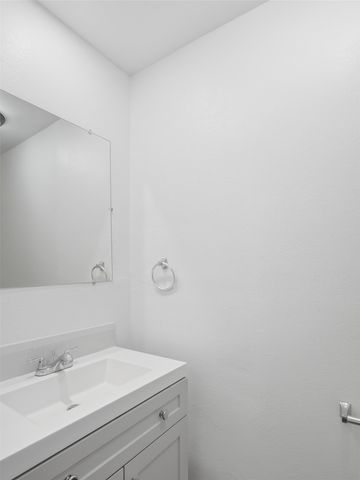 304 W Texas Street, Denison, TX 75020