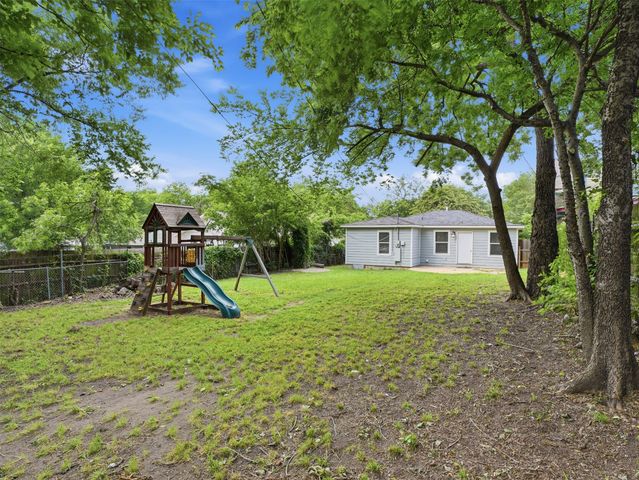 304 W Texas Street, Denison, TX 75020