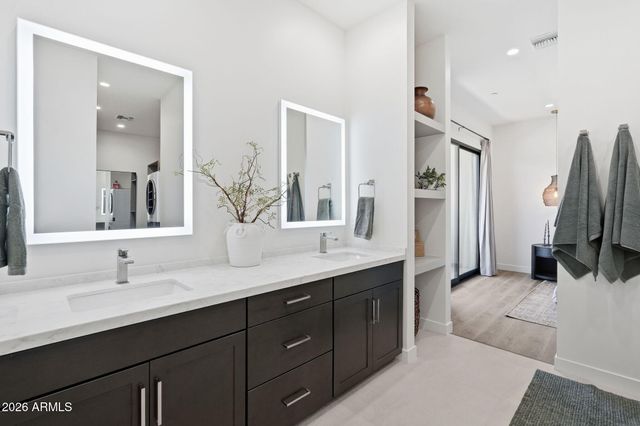 6525 E CAVE CREEK Road 105, Cave Creek, AZ 85331