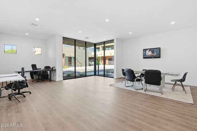 6525 E CAVE CREEK Road 105, Cave Creek, AZ 85331