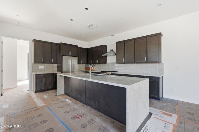 6525 E CAVE CREEK Road 105, Cave Creek, AZ 85331