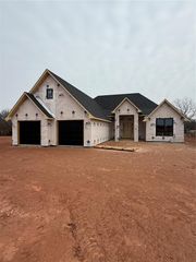 10761 Sebastian Street, Shawnee, OK 74804