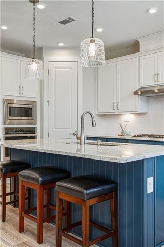 106 Geneva Way, Hoschton, GA 30548