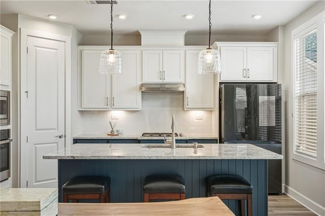 106 Geneva Way, Hoschton, GA 30548